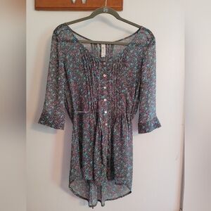 Flower tunic with buttons